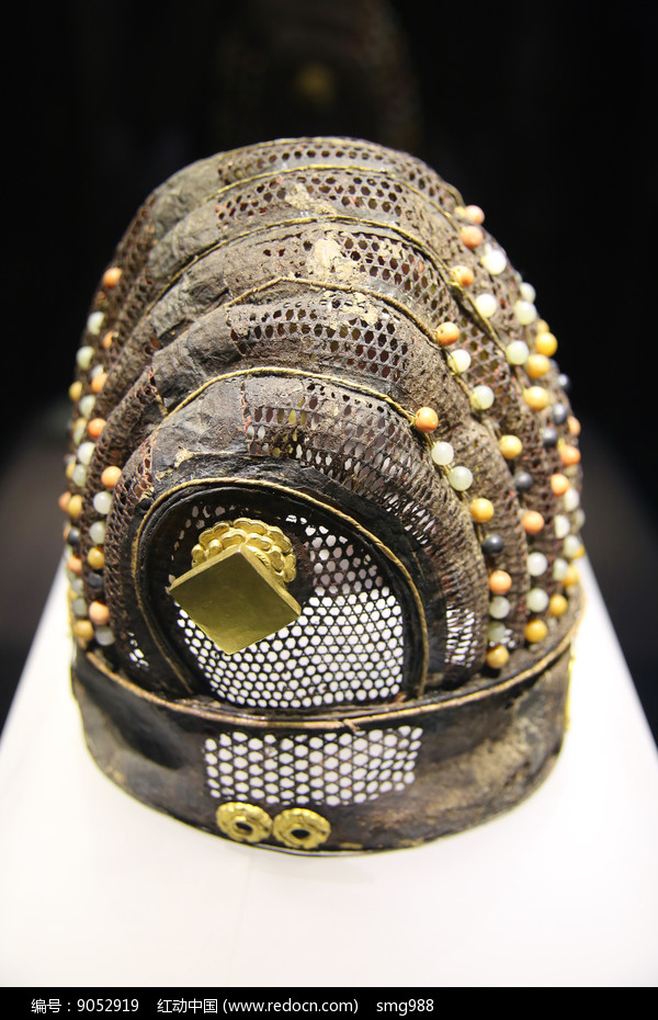 皇帝服饰之燕皮弁